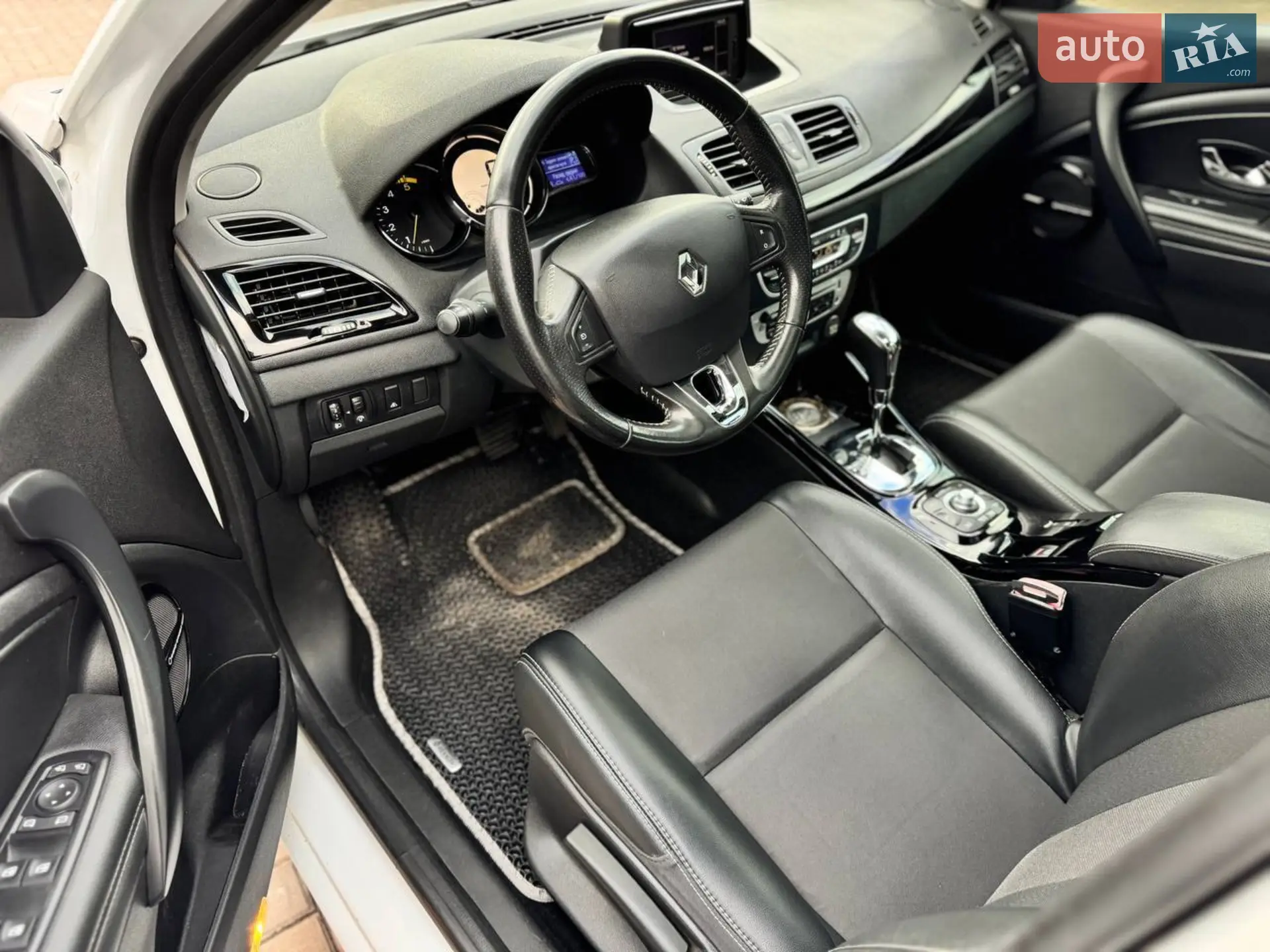 2013 Renault Megane - мініатюра 15