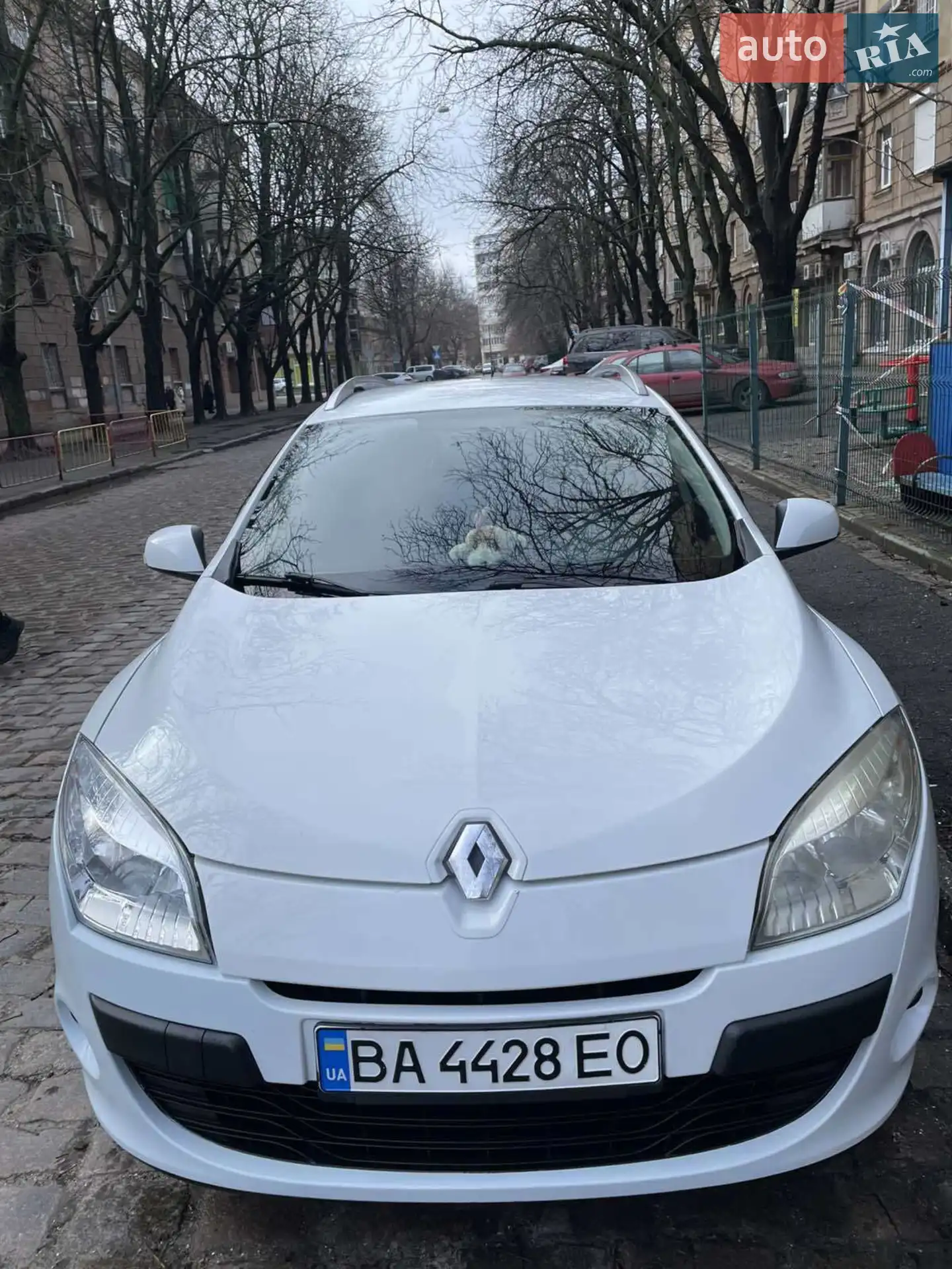 2010 Renault Megane - мініатюра 2