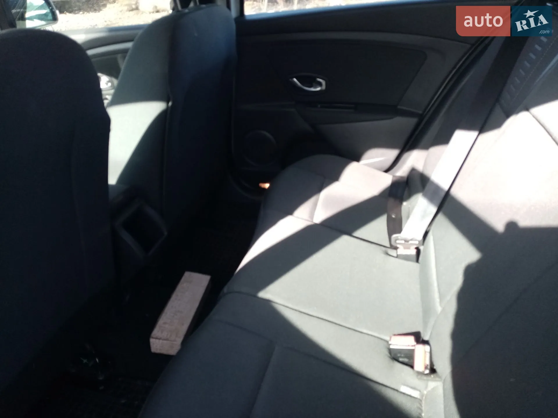 2010 Renault Megane - мініатюра 9