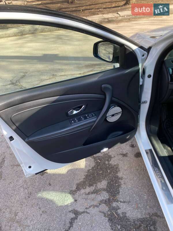 Універсал Renault Megane 2015 в Запоріжжі фото 5 Універсал Renault Megane 2015 в Запоріжжі