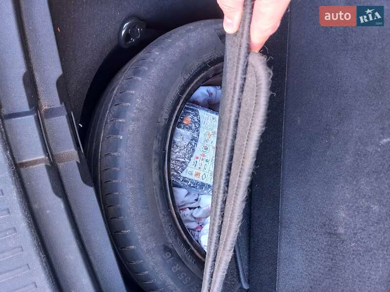 Универсал Renault Megane 2017 в Чернигове фото 16 Универсал Renault Megane 2017 в Чернигове