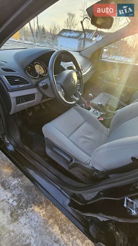 Хэтчбек Renault Megane 2009 в Старой Синяве