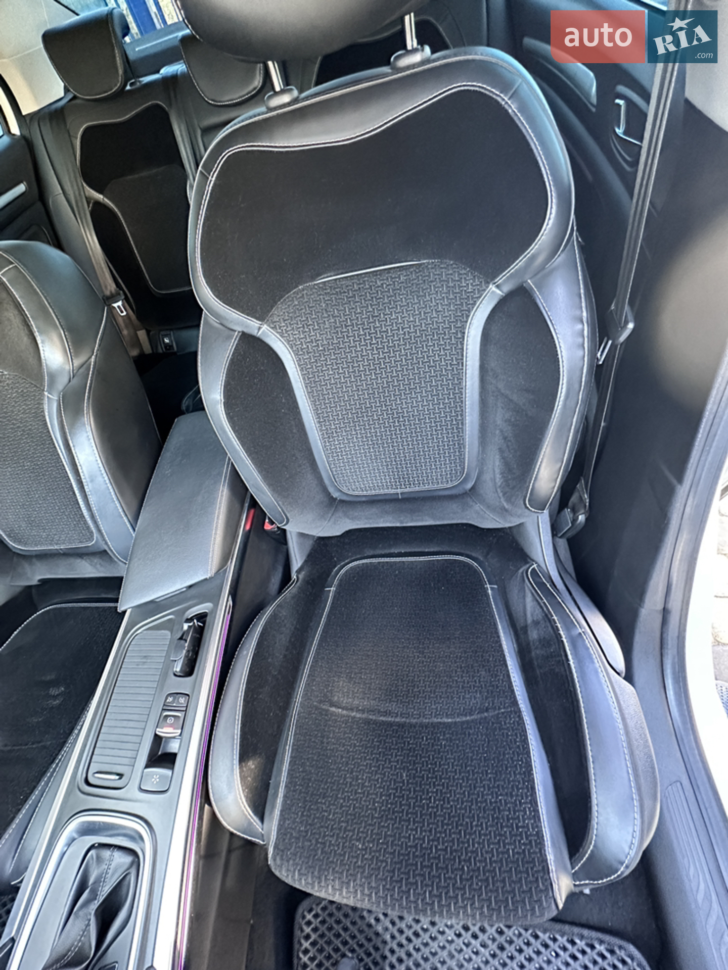 Renault Megane 2017 VIN VF1RFB00658462149 фото оголошення 25 з 30