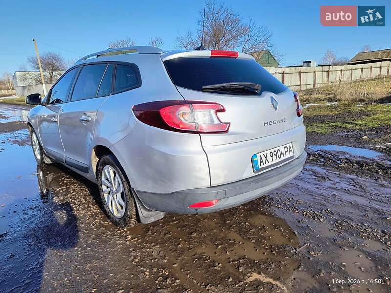 Универсал Renault Megane 2012 в Краснограде фото 6 Универсал Renault Megane 2012 в Краснограде