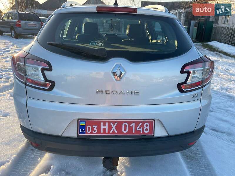 Универсал Renault Megane 2010 в Ракитном фото 12 Универсал Renault Megane 2010 в Ракитном