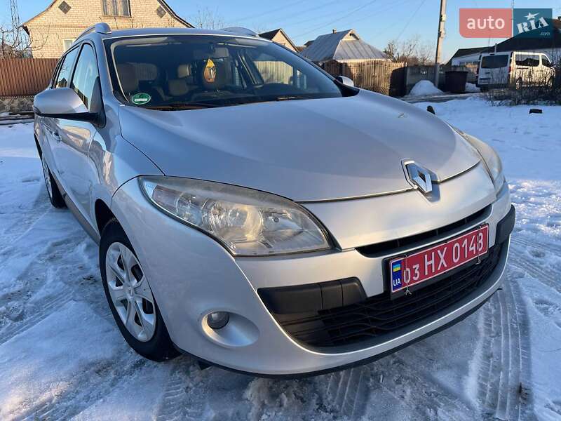 Универсал Renault Megane 2010 в Ракитном фото 17 Универсал Renault Megane 2010 в Ракитном