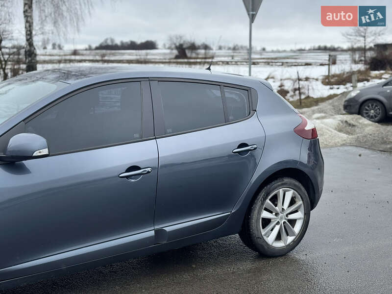 Хэтчбек Renault Megane 2015 в Николаеве