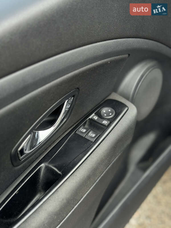 Хэтчбек Renault Megane 2015 в Николаеве