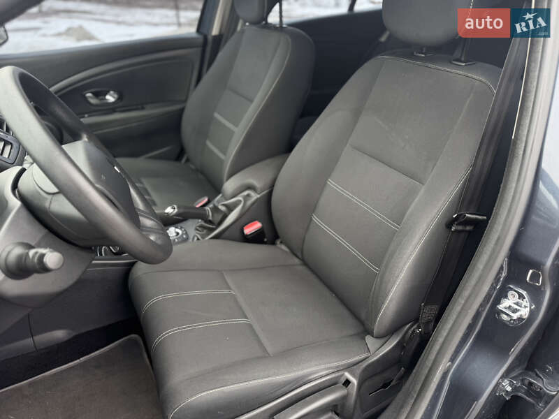 Хэтчбек Renault Megane 2015 в Николаеве