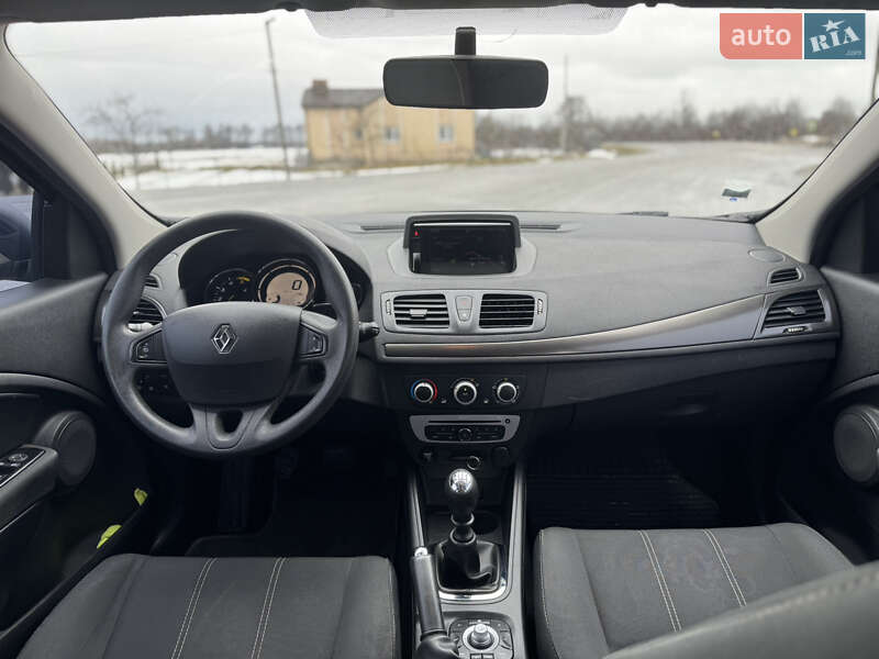 Хэтчбек Renault Megane 2015 в Николаеве