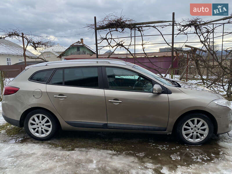Универсал Renault Megane 2010 в Черновцах