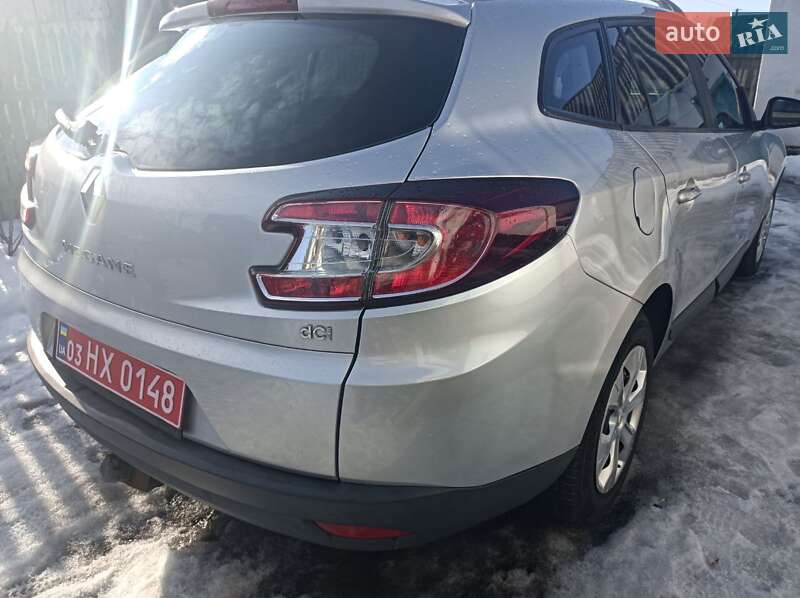Универсал Renault Megane 2010 в Ракитном фото 35 Универсал Renault Megane 2010 в Ракитном