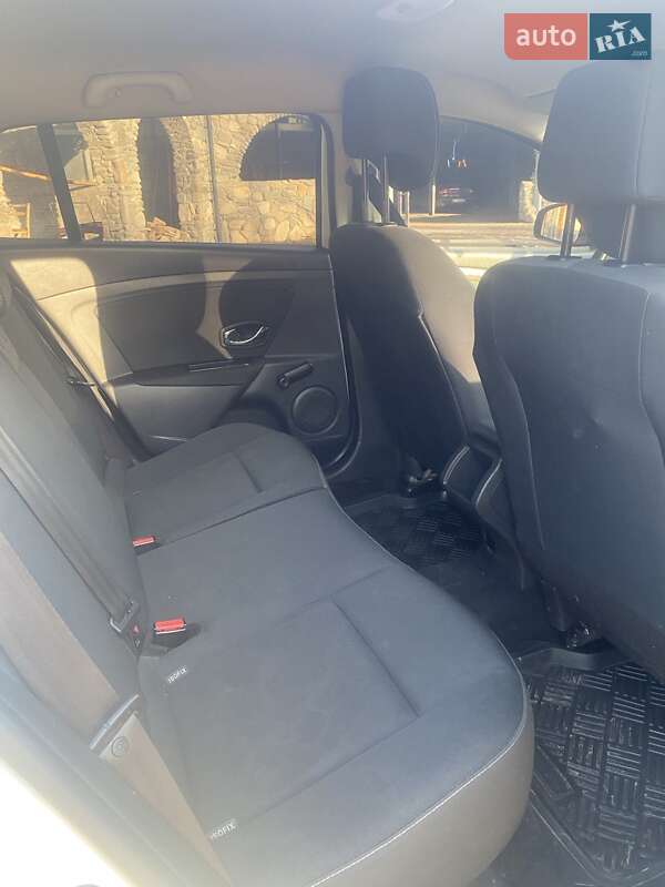 Універсал Renault Megane 2013 в Косові