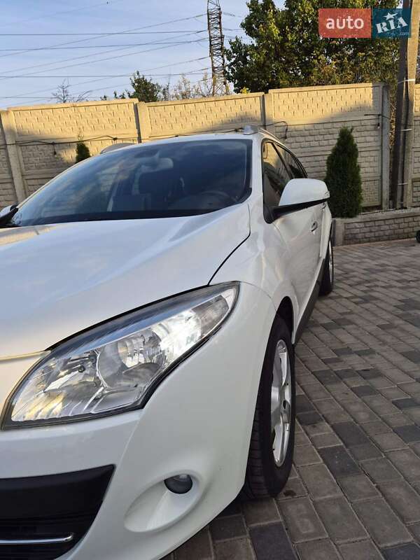 Универсал Renault Megane 2010 в Павлограде фото 11 Универсал Renault Megane 2010 в Павлограде