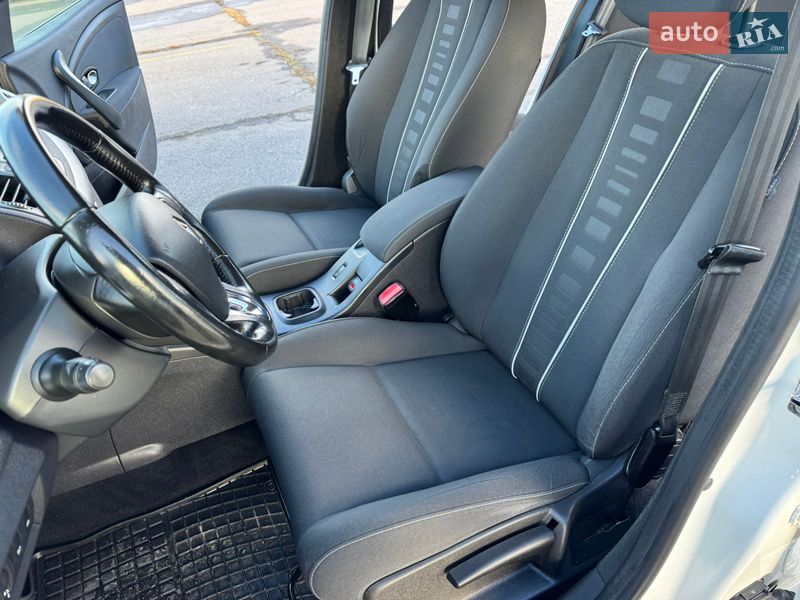 Універсал Renault Megane 2014 в Вінниці фото 17 Універсал Renault Megane 2014 в Вінниці