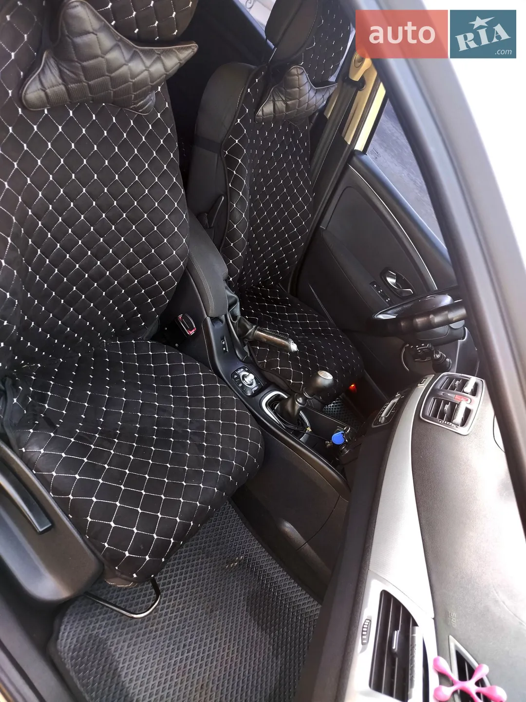 2011 Renault Megane - мініатюра 27