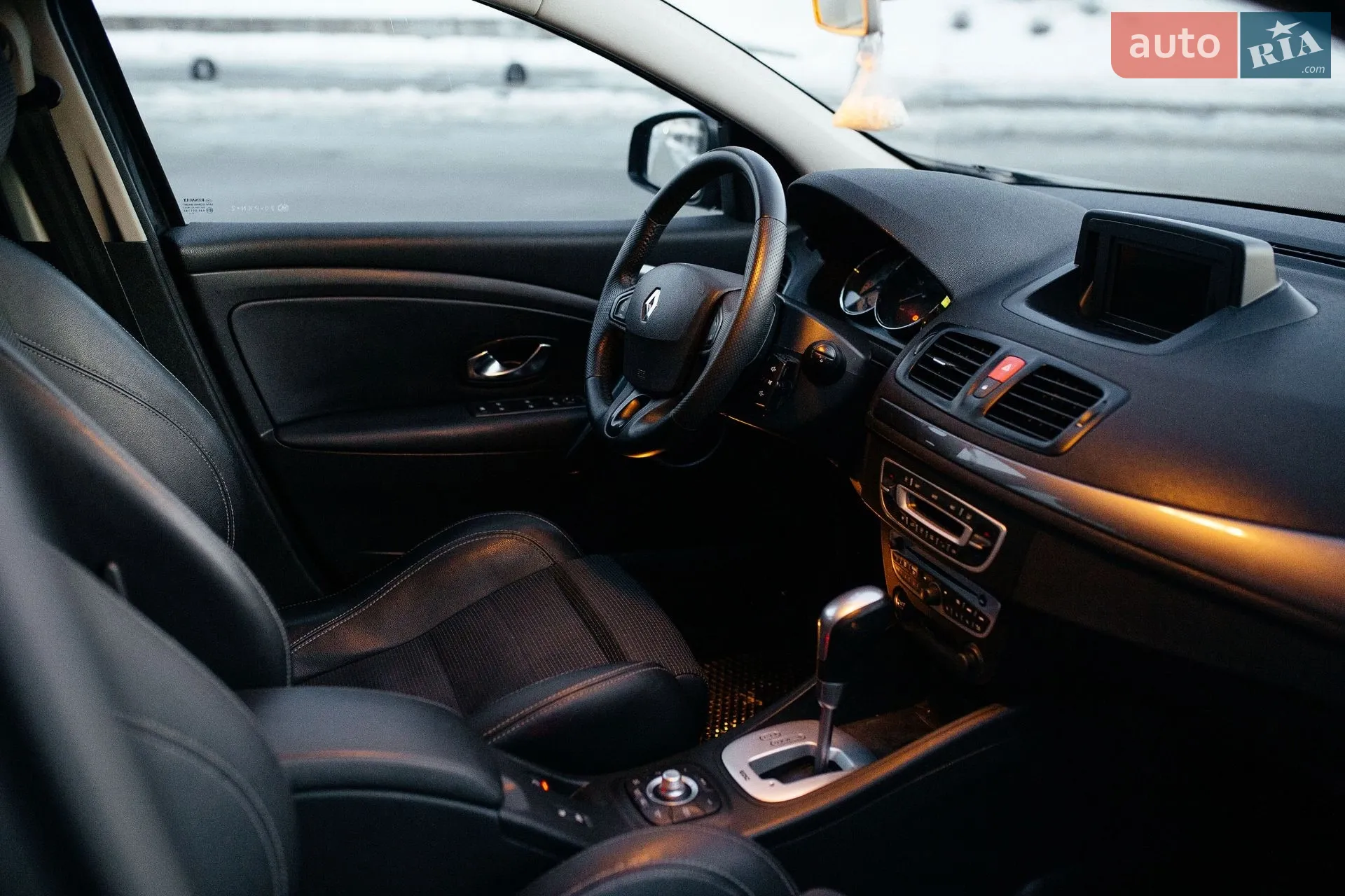 2010 Renault Megane - мініатюра 21