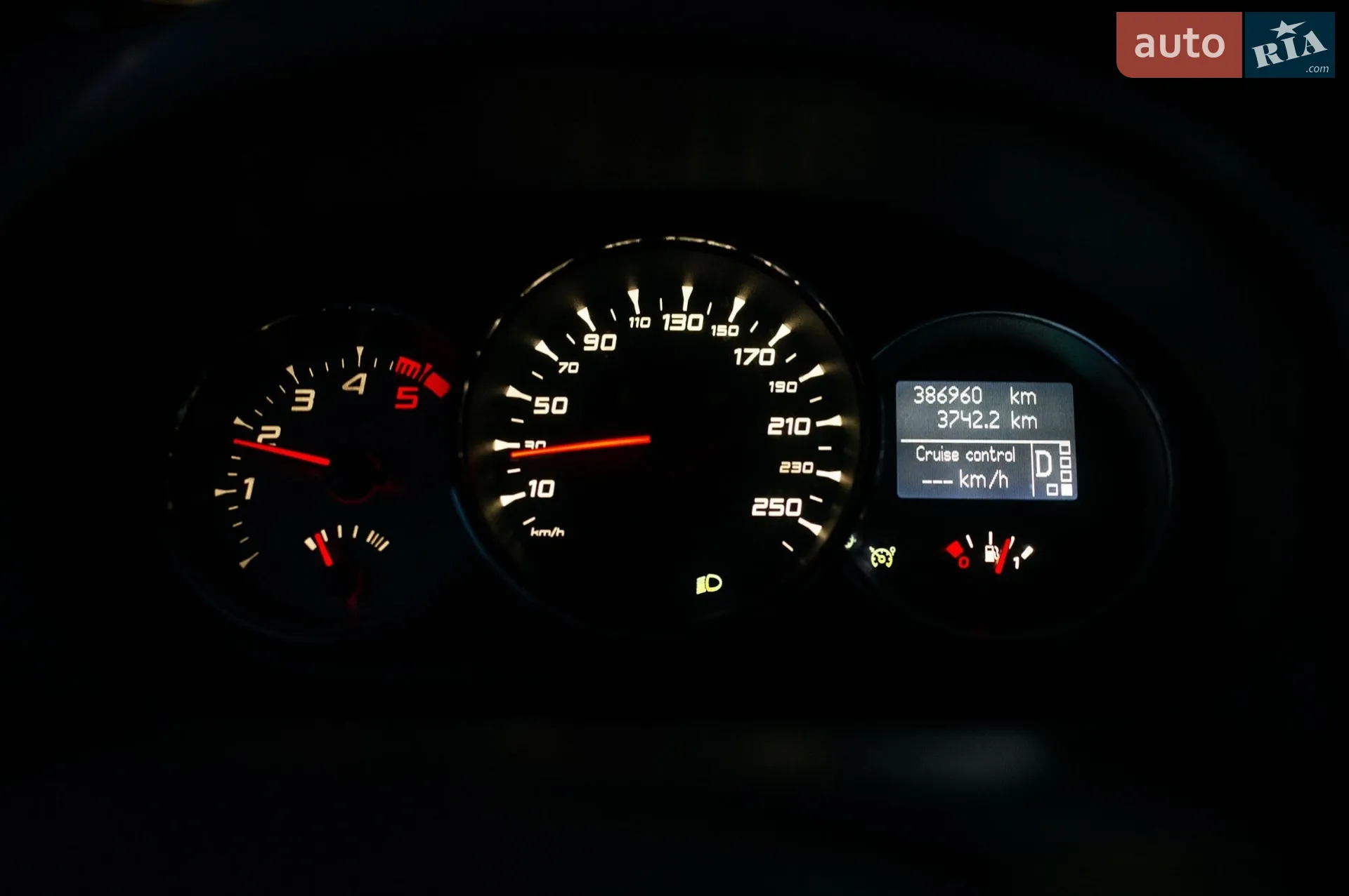 2010 Renault Megane - мініатюра 36