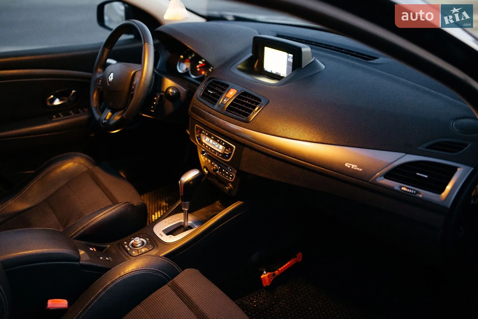 2010 Renault Megane - мініатюра 41