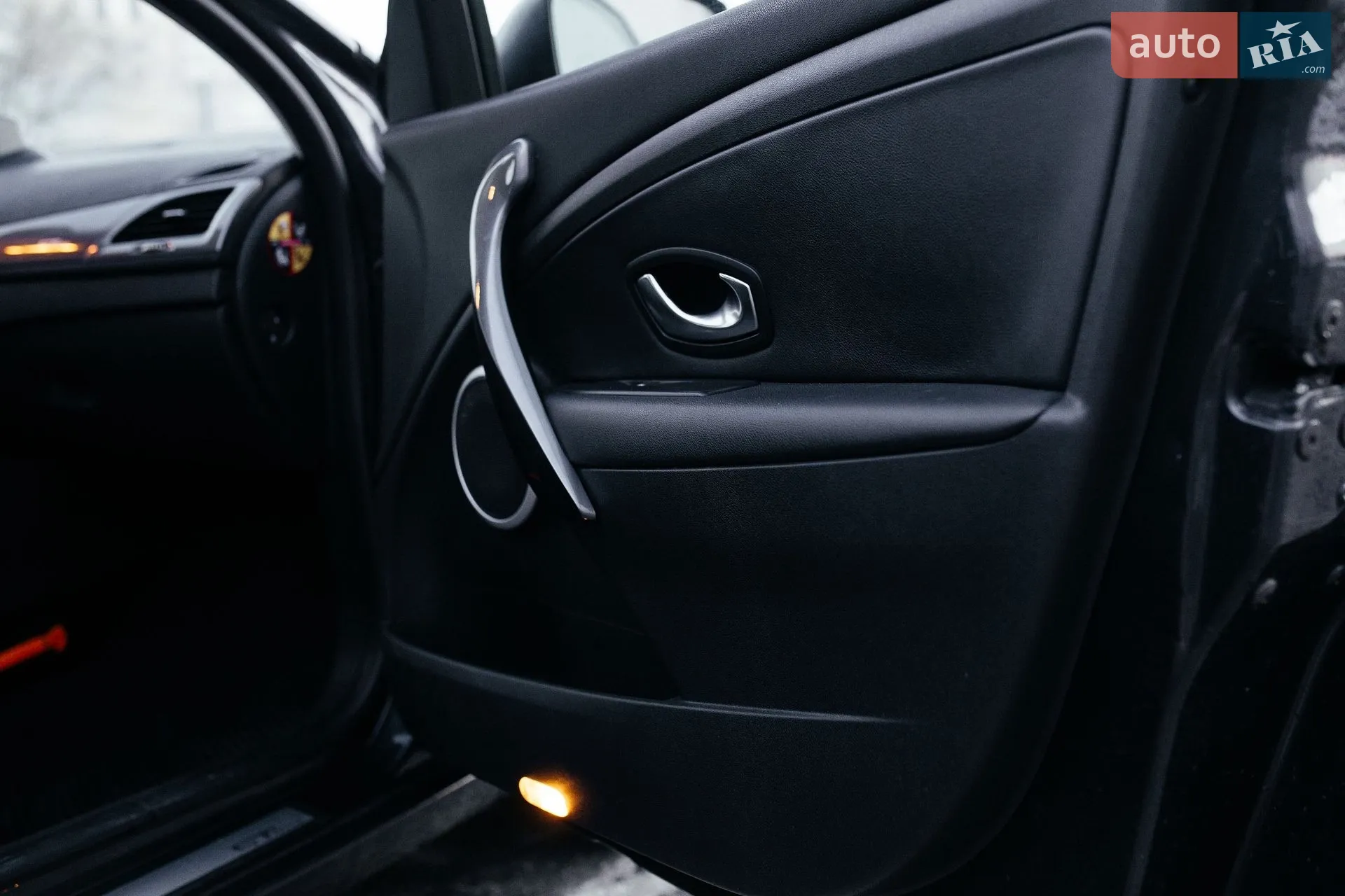 2010 Renault Megane - мініатюра 54