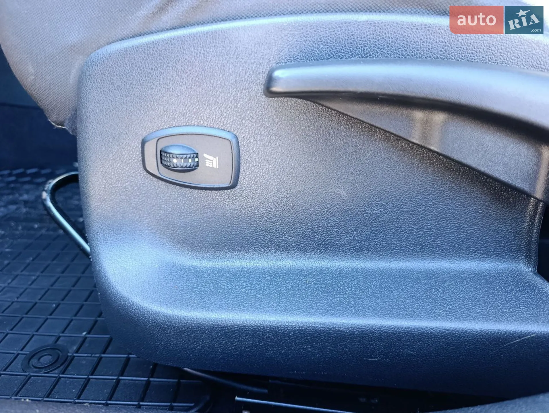 2012 Renault Megane - мініатюра 13