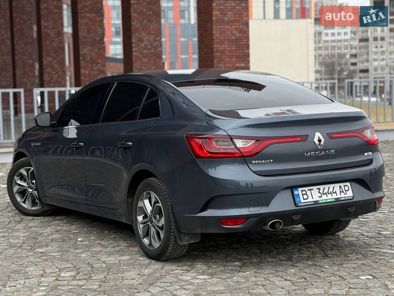 Седан Renault Megane 2018 в Дніпрі