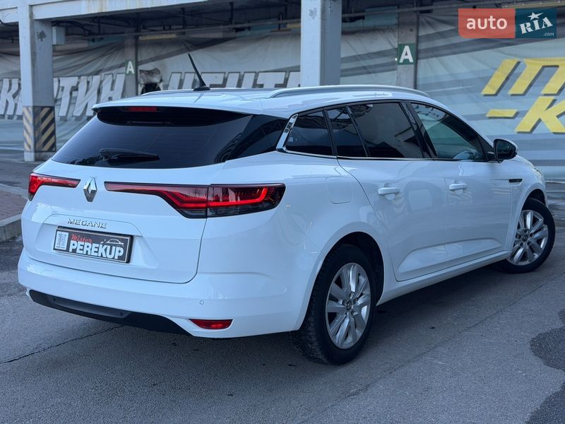 Универсал Renault Megane 2021 в Киеве