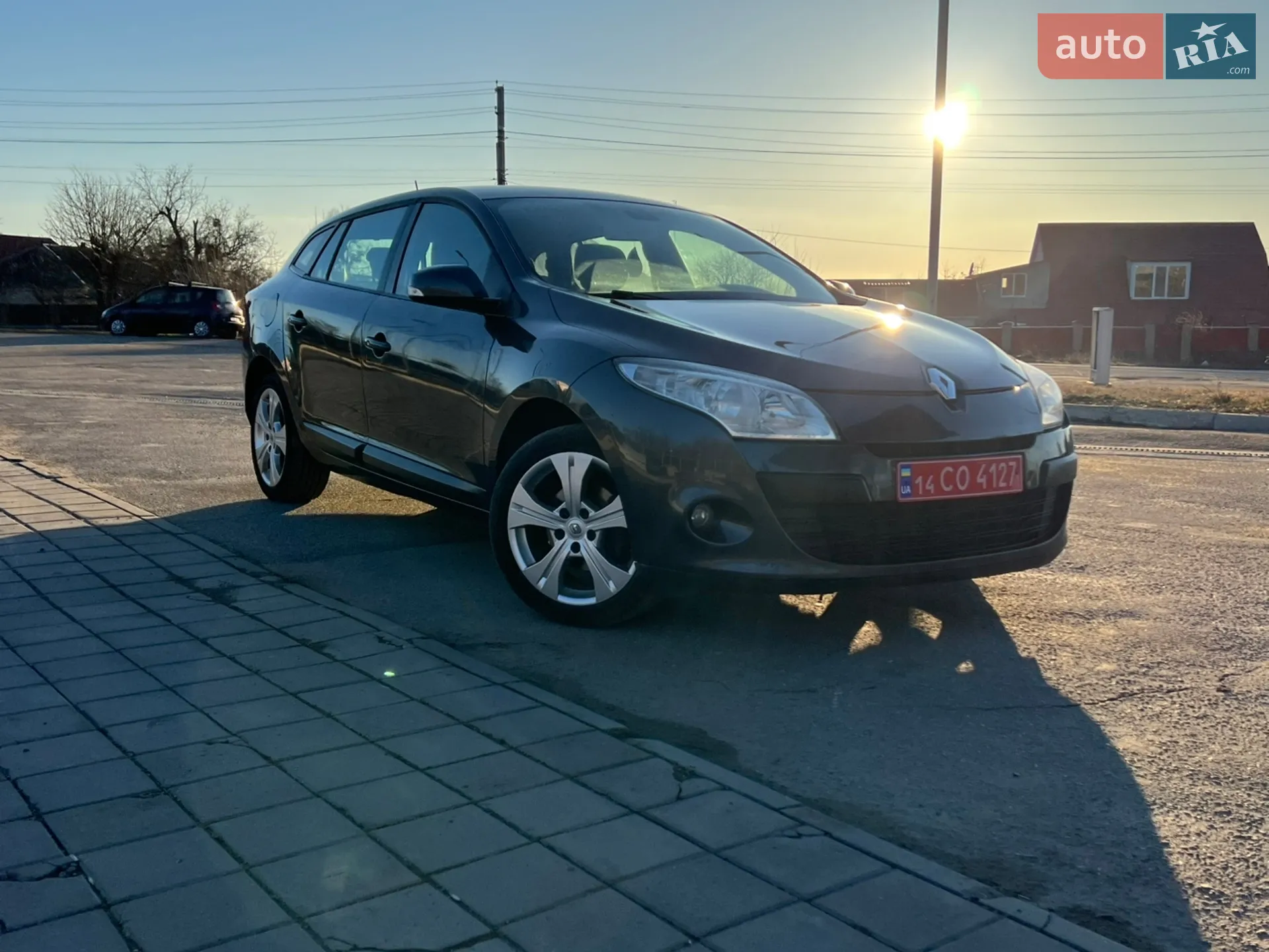 2010 Renault Megane - мініатюра 2