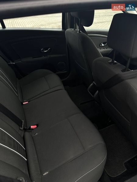 Универсал Renault Megane 2013 в Березане