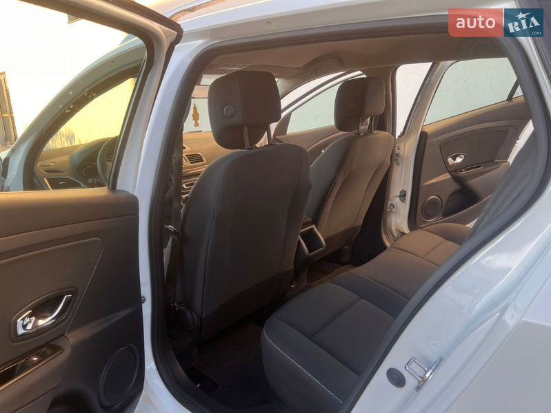 Универсал Renault Megane 2015 в Луцке фото 26 Универсал Renault Megane 2015 в Луцке
