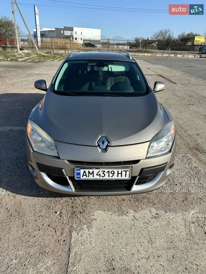 2010 Renault Megane - мініатюра 28