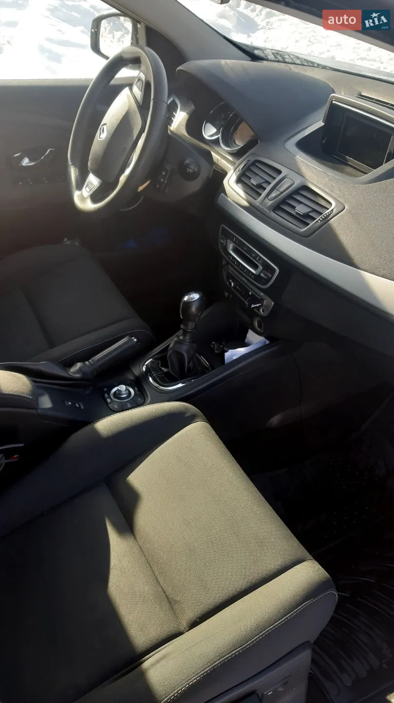 2012 Renault Megane - мініатюра 12