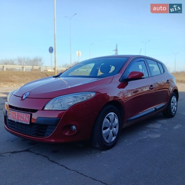 Хэтчбек Renault Megane 2009 в Хороле