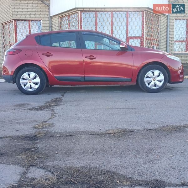 Хэтчбек Renault Megane 2009 в Хороле