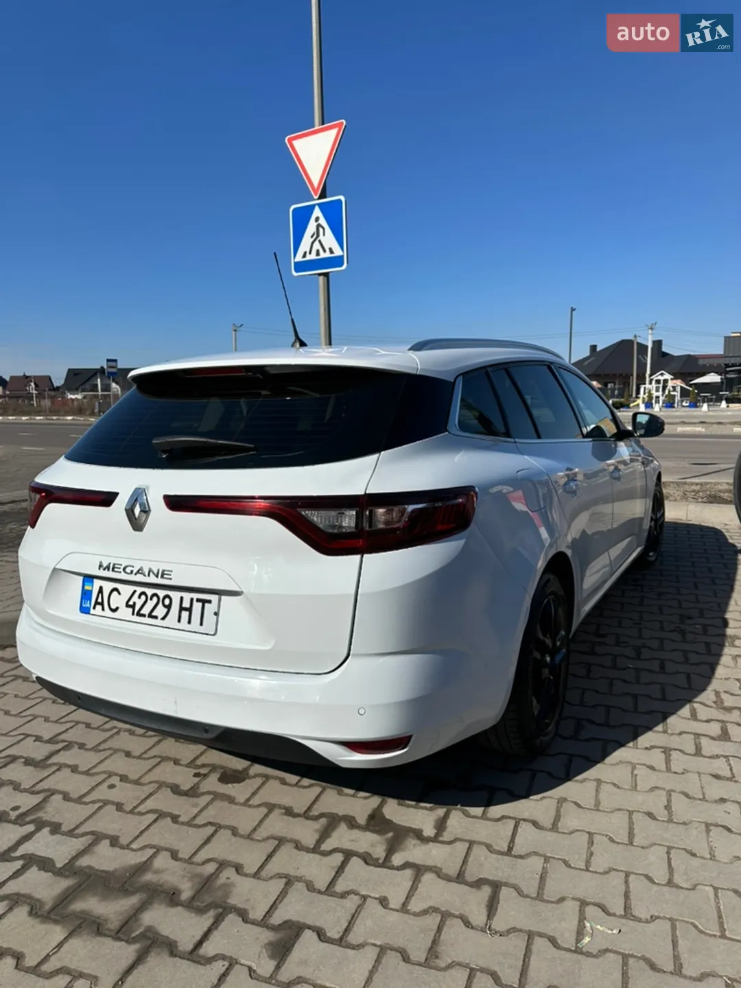 2017 Renault Megane - мініатюра 16