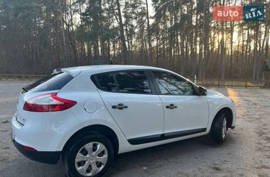 Хетчбек Renault Megane 2012 в Великих Мостах
