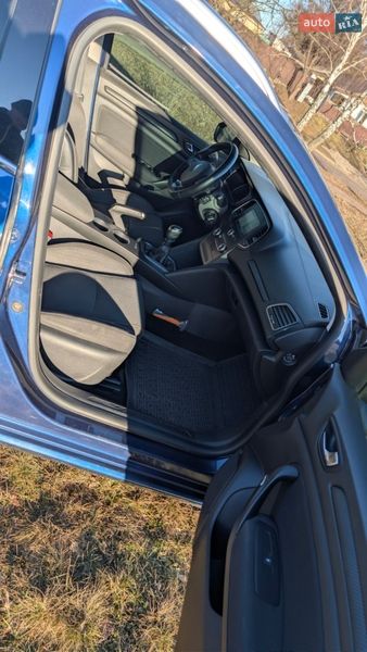 Универсал Renault Megane 2017 в Каменке фото 15 Универсал Renault Megane 2017 в Каменке