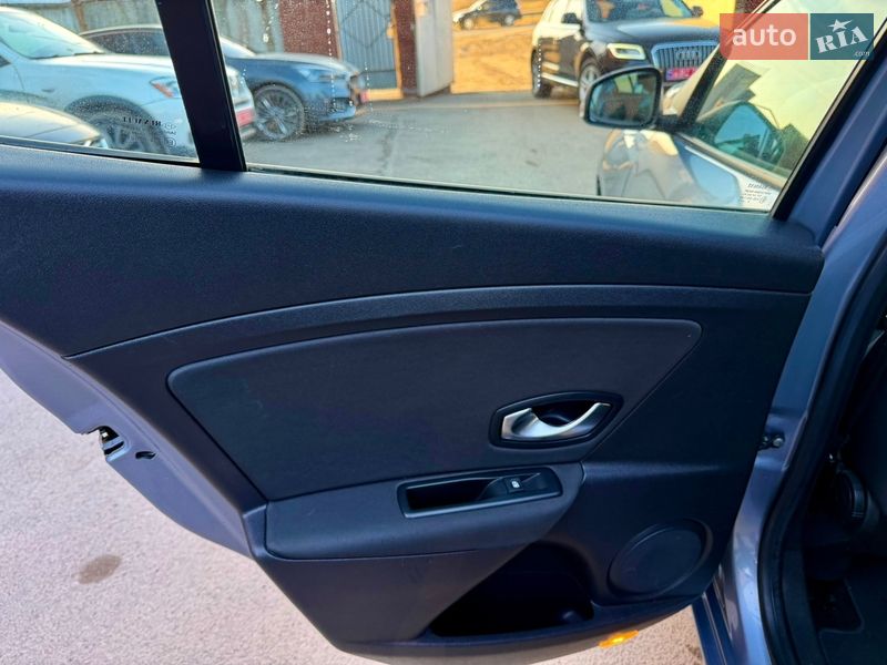 Хэтчбек Renault Megane 2010 в Ровно