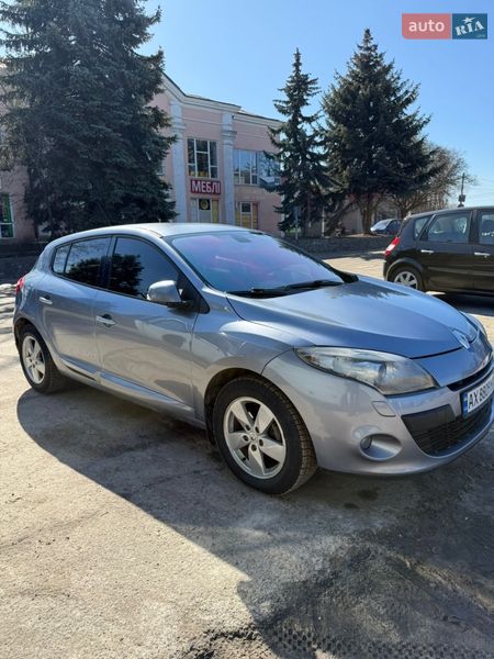 Хэтчбек Renault Megane 2010 в Новой Водолаге