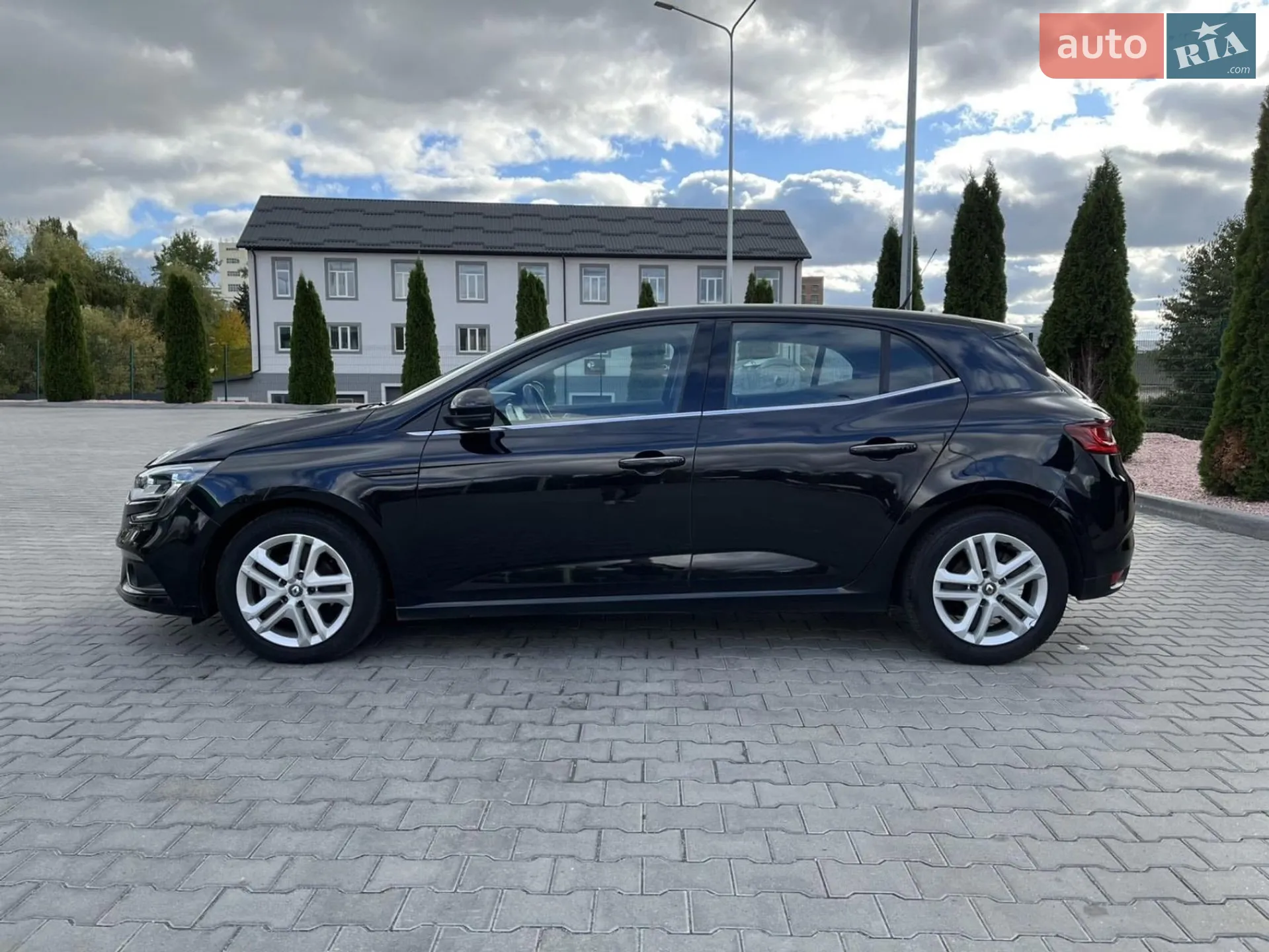 2016 Renault Megane - мініатюра 13