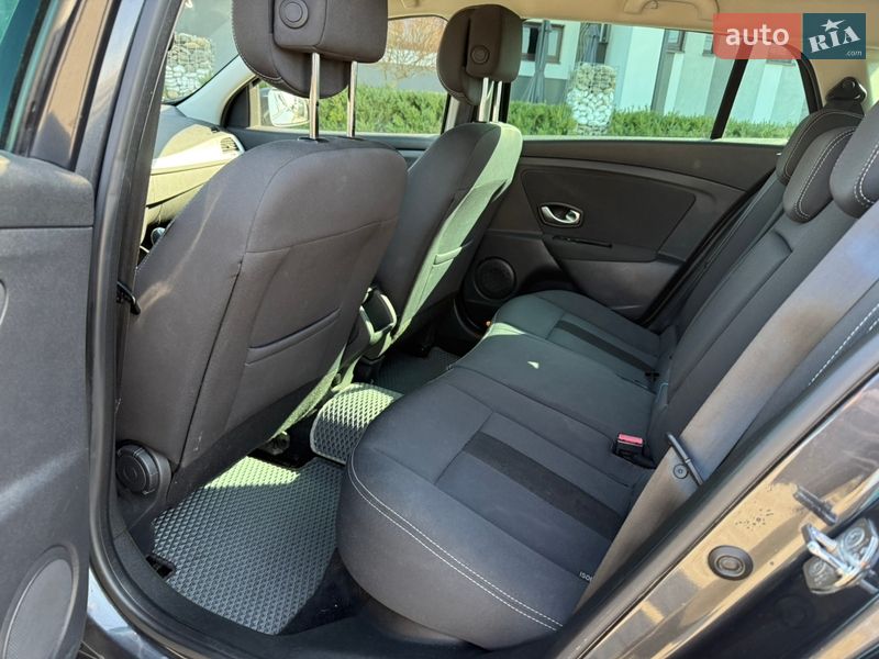 Универсал Renault Megane 2011 в Стрые фото 39 Универсал Renault Megane 2011 в Стрые