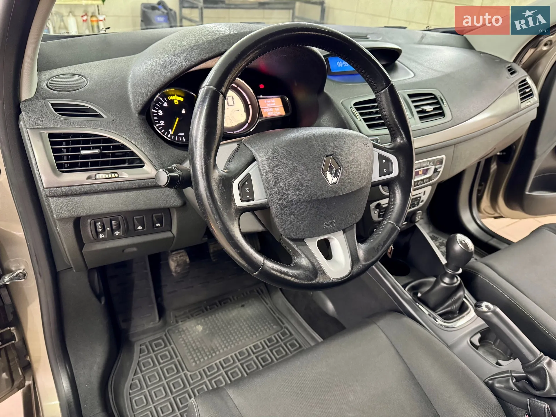 2012 Renault Megane - мініатюра 25