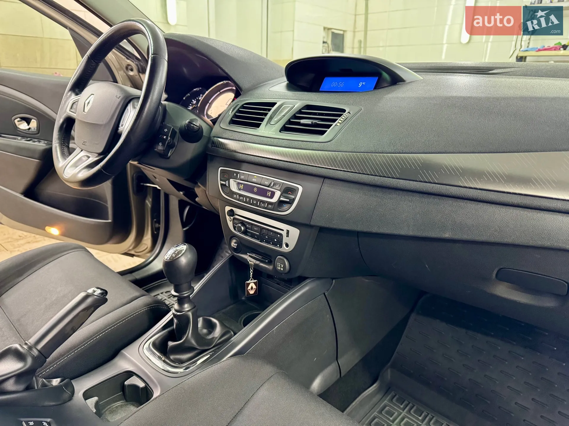 2012 Renault Megane - мініатюра 36