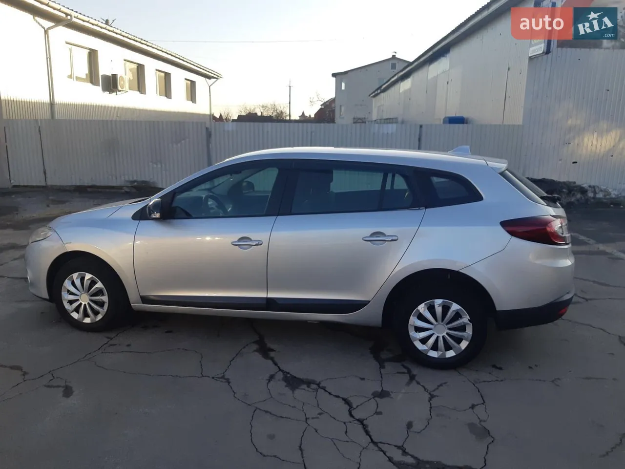 2010 Renault Megane - мініатюра 13
