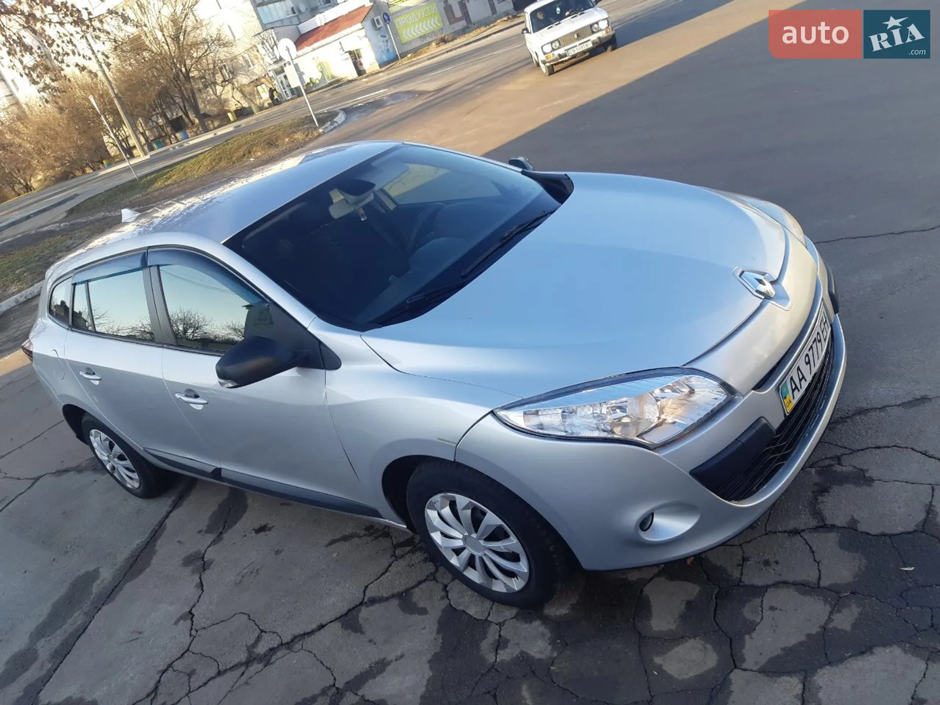 2010 Renault Megane - мініатюра 19