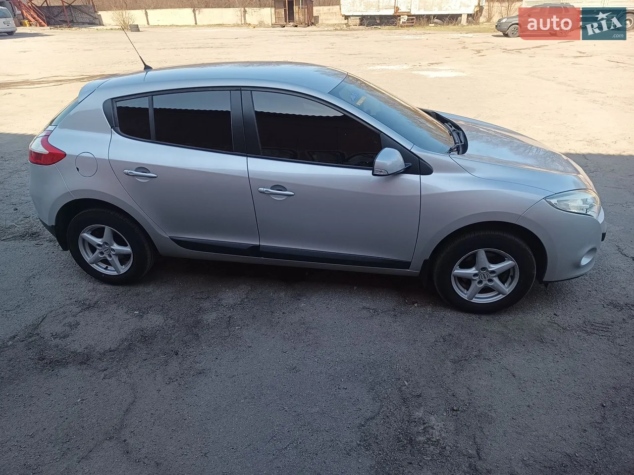 2011 Renault Megane - мініатюра 29