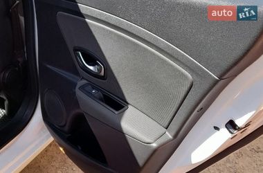 Хэтчбек Renault Megane 2010 в Первомайске