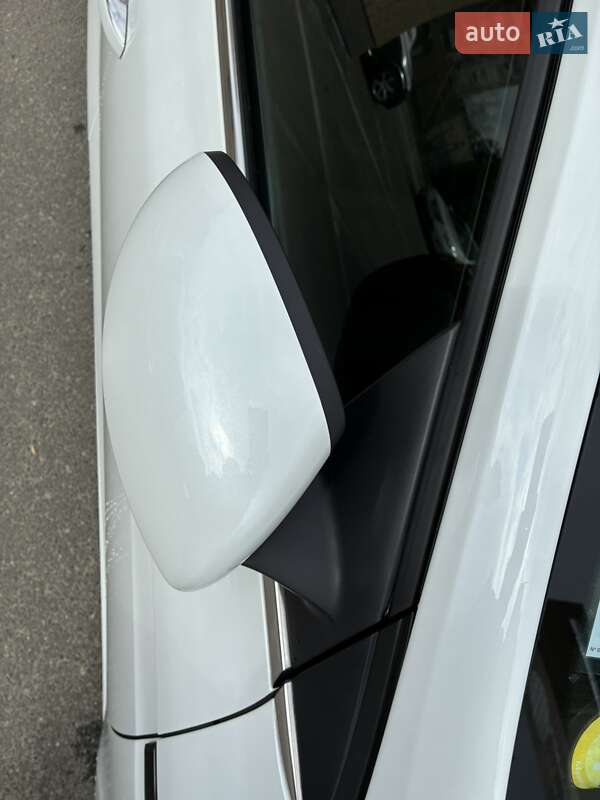 Универсал Renault Megane 2021 в Киеве фото 40 Универсал Renault Megane 2021 в Киеве