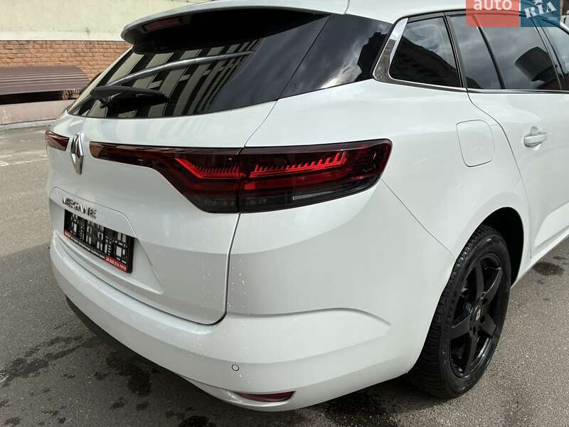 Универсал Renault Megane 2021 в Киеве фото 44 Универсал Renault Megane 2021 в Киеве