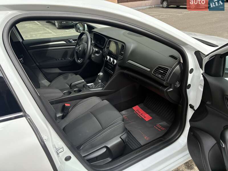 Универсал Renault Megane 2021 в Киеве фото 66 Универсал Renault Megane 2021 в Киеве